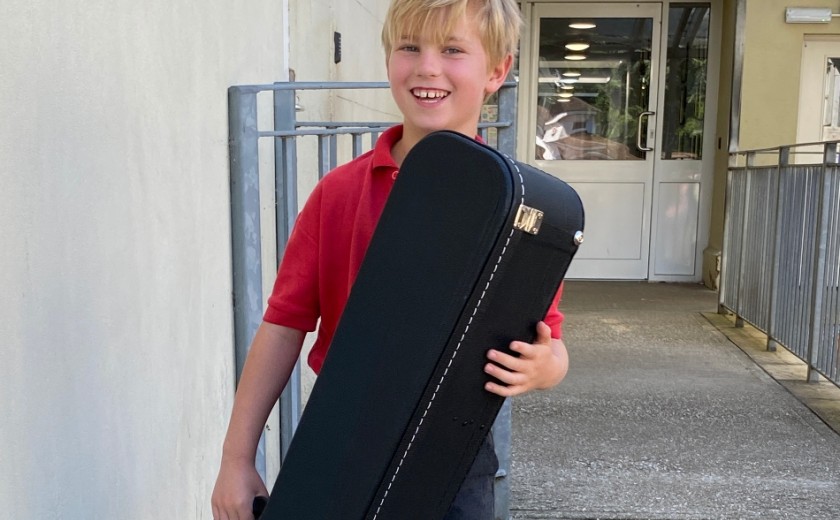 pupil with cello