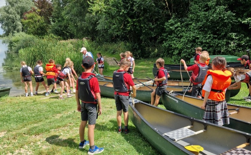 getting ready to canoe