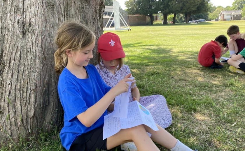 Year 3 read their letter with Year 2