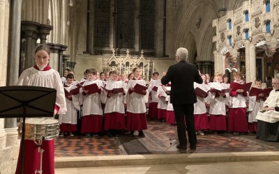 chapel choir sing in carol service